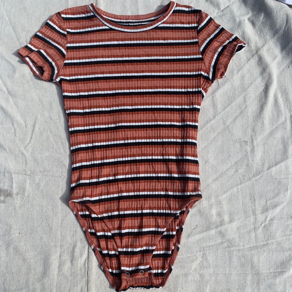 Fall colored bodysuit - Picture 2 of 3